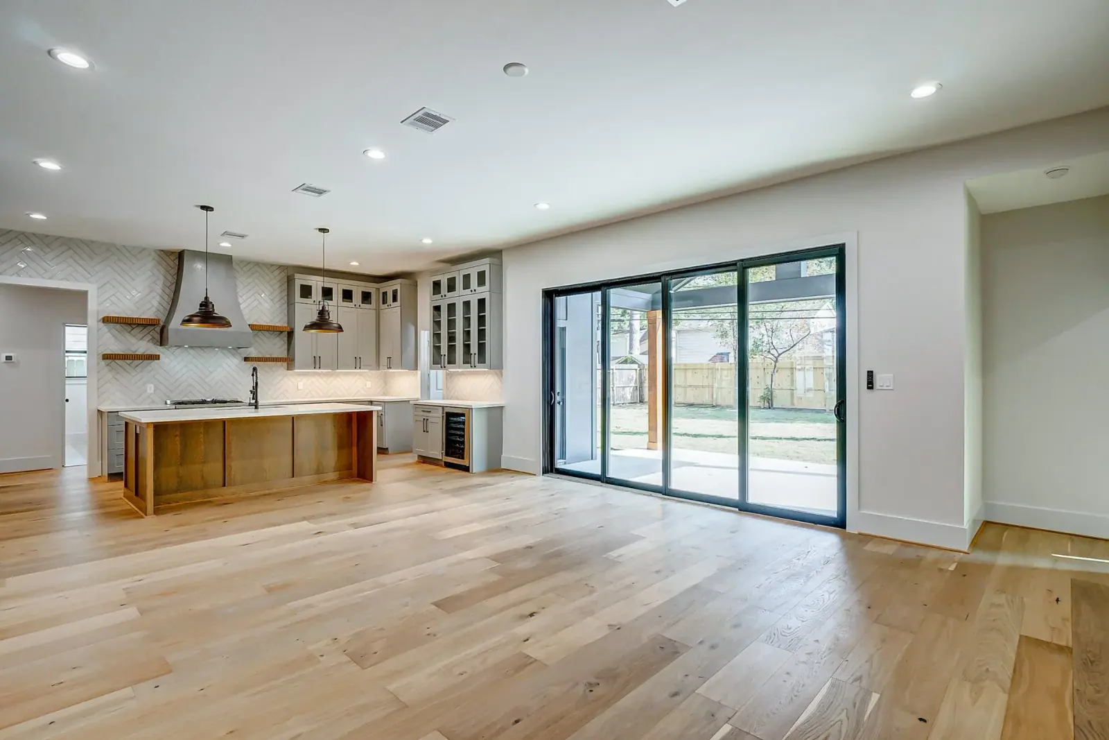 10135 Kerrwood, photograph 5