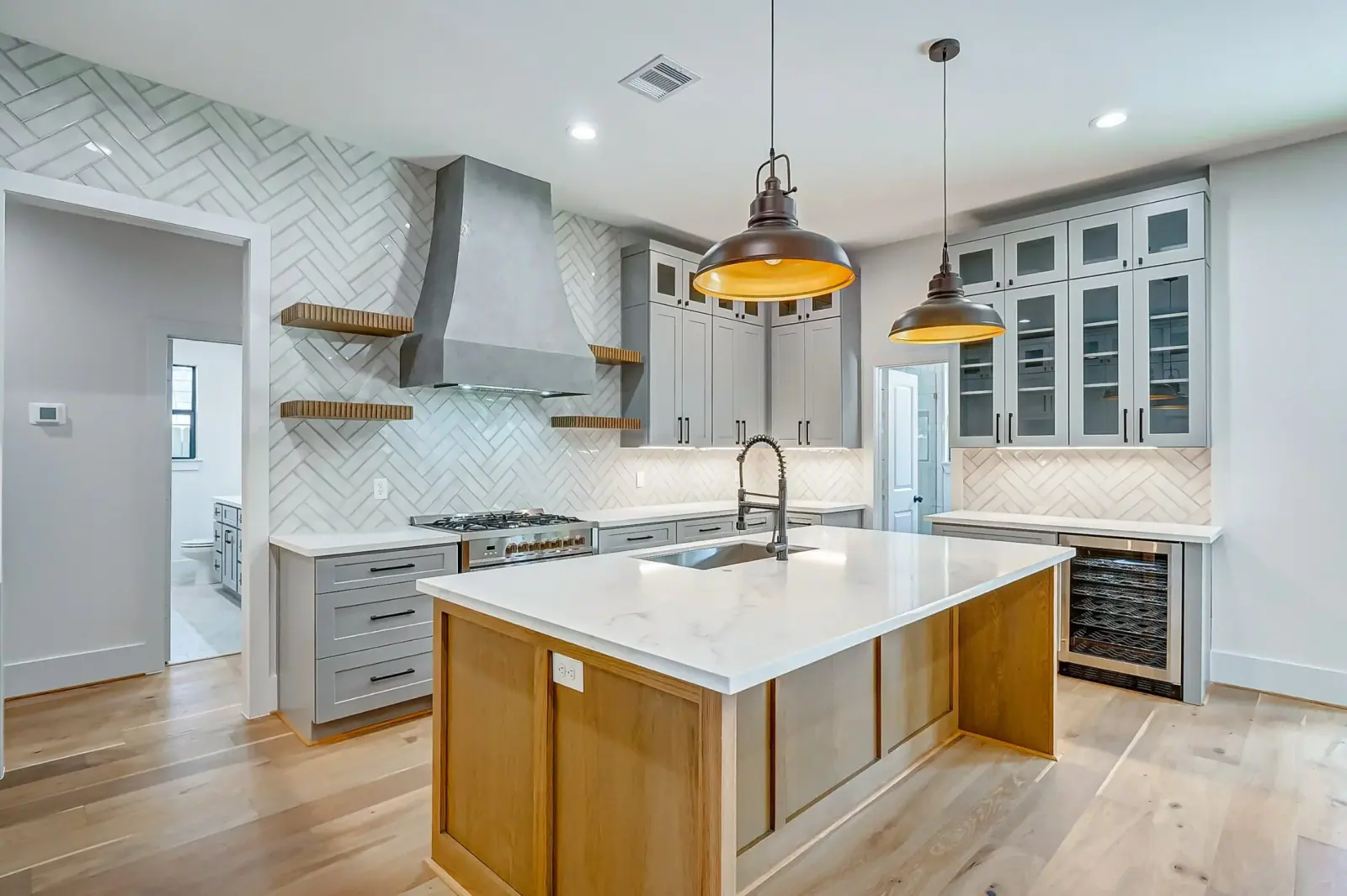 10135 Kerrwood, photograph 6
