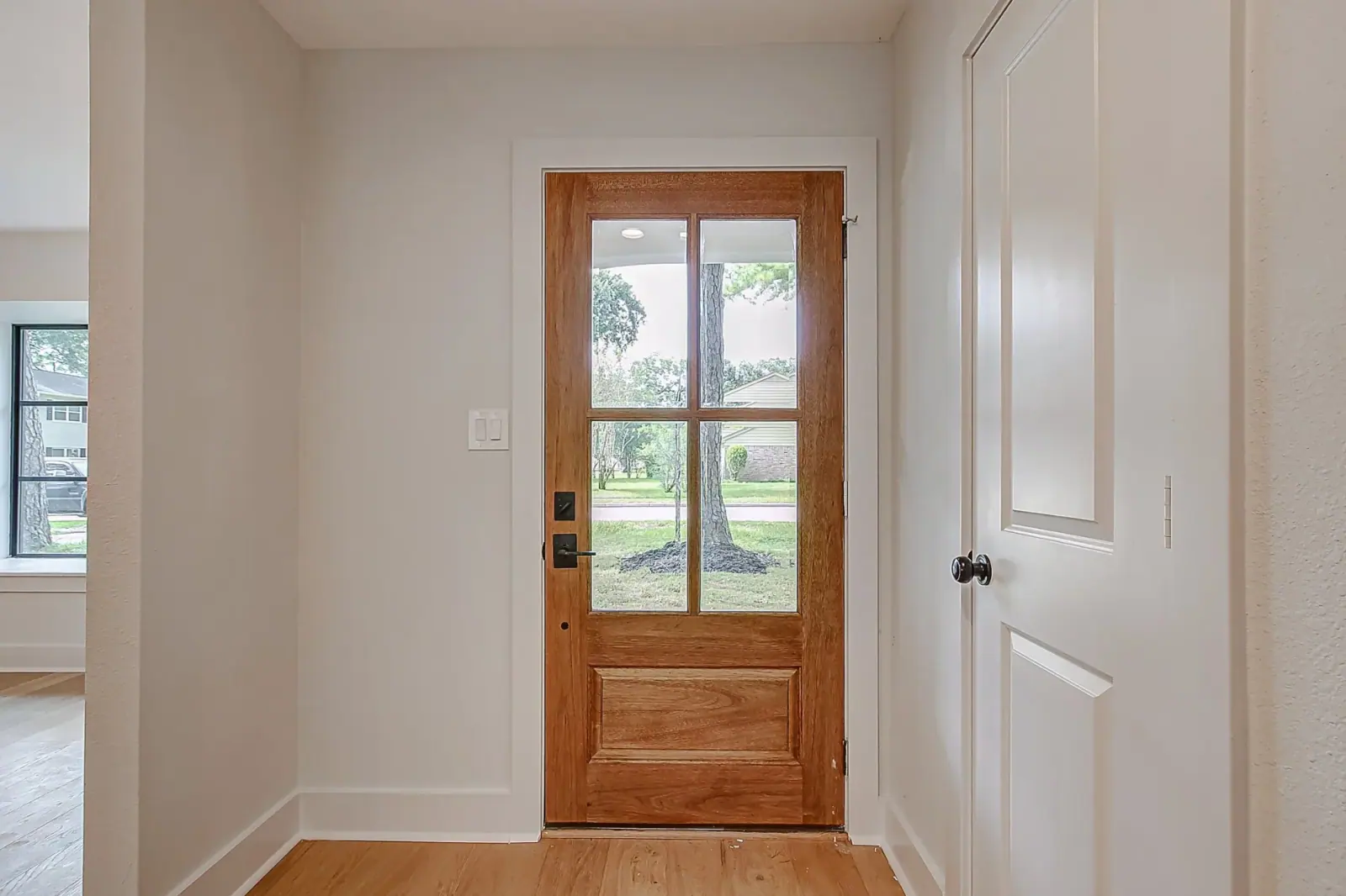 10143 Kerrwood, photograph 7