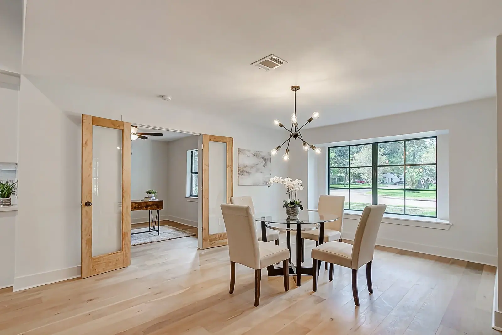 10143 Kerrwood, photograph 9