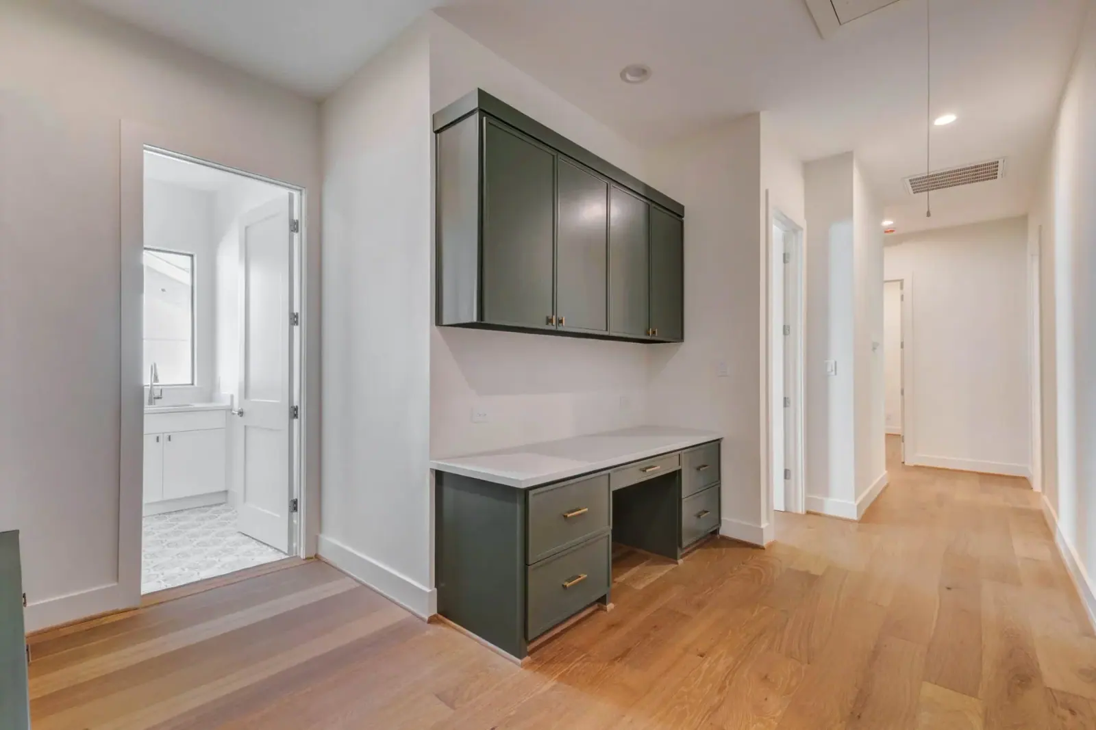 10322 Raritan, photograph 18