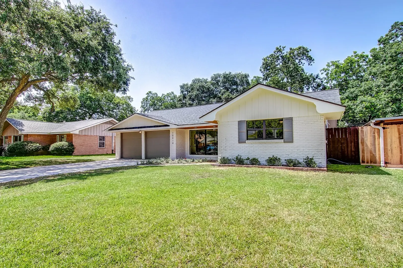 10414 Chatterton, photograph 2