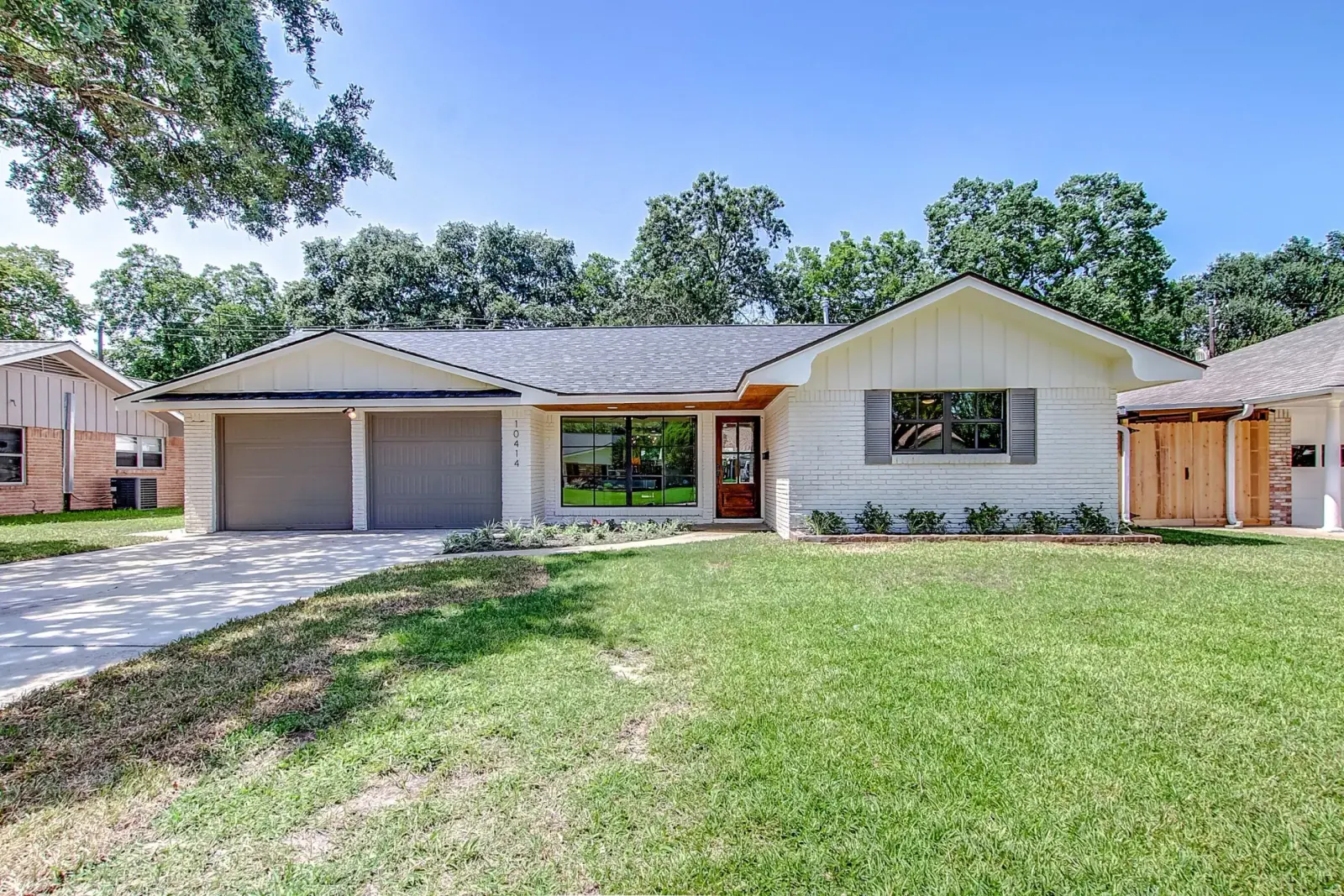 10414 Chatterton, photograph 3