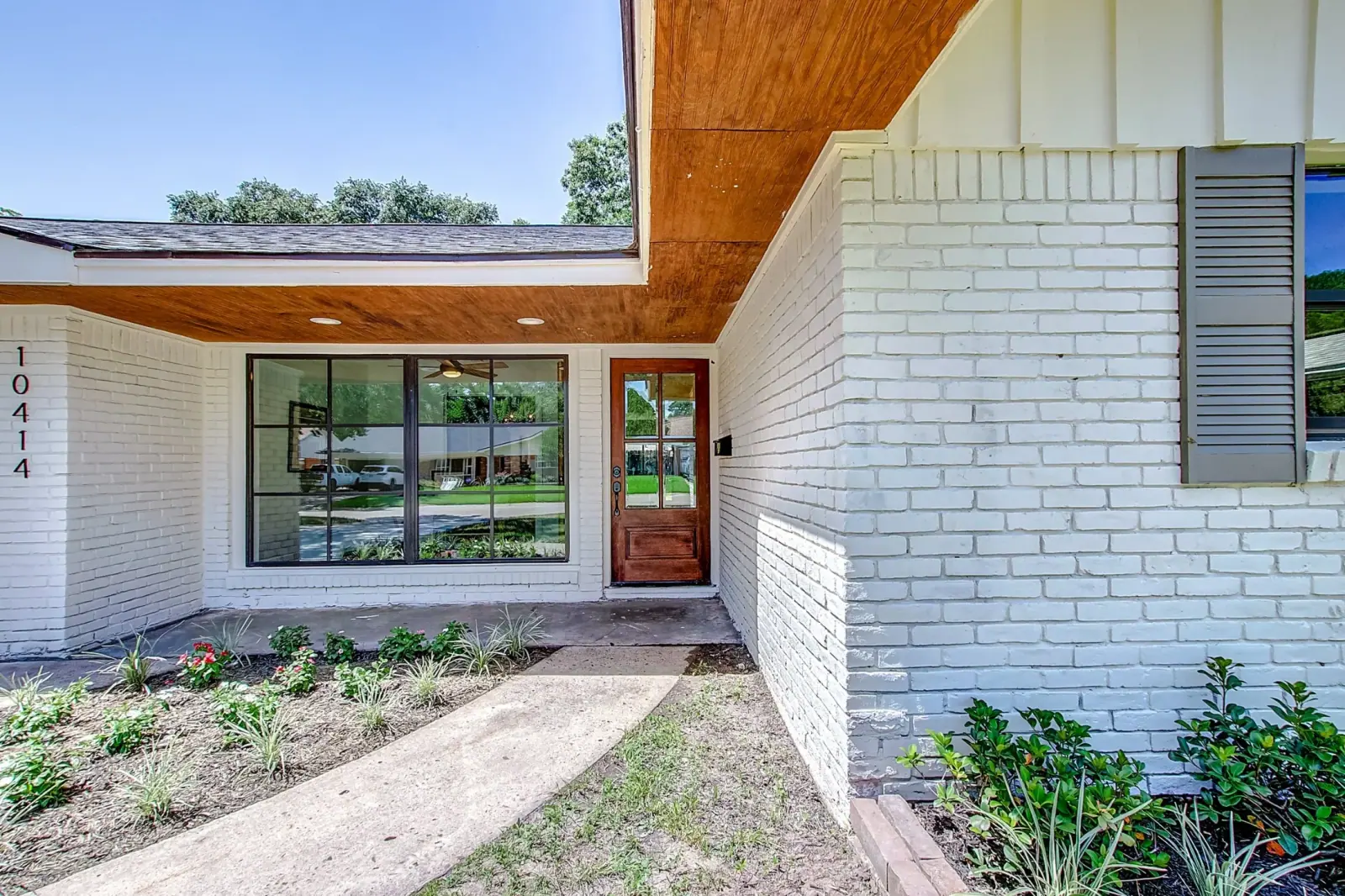 10414 Chatterton, photograph 5