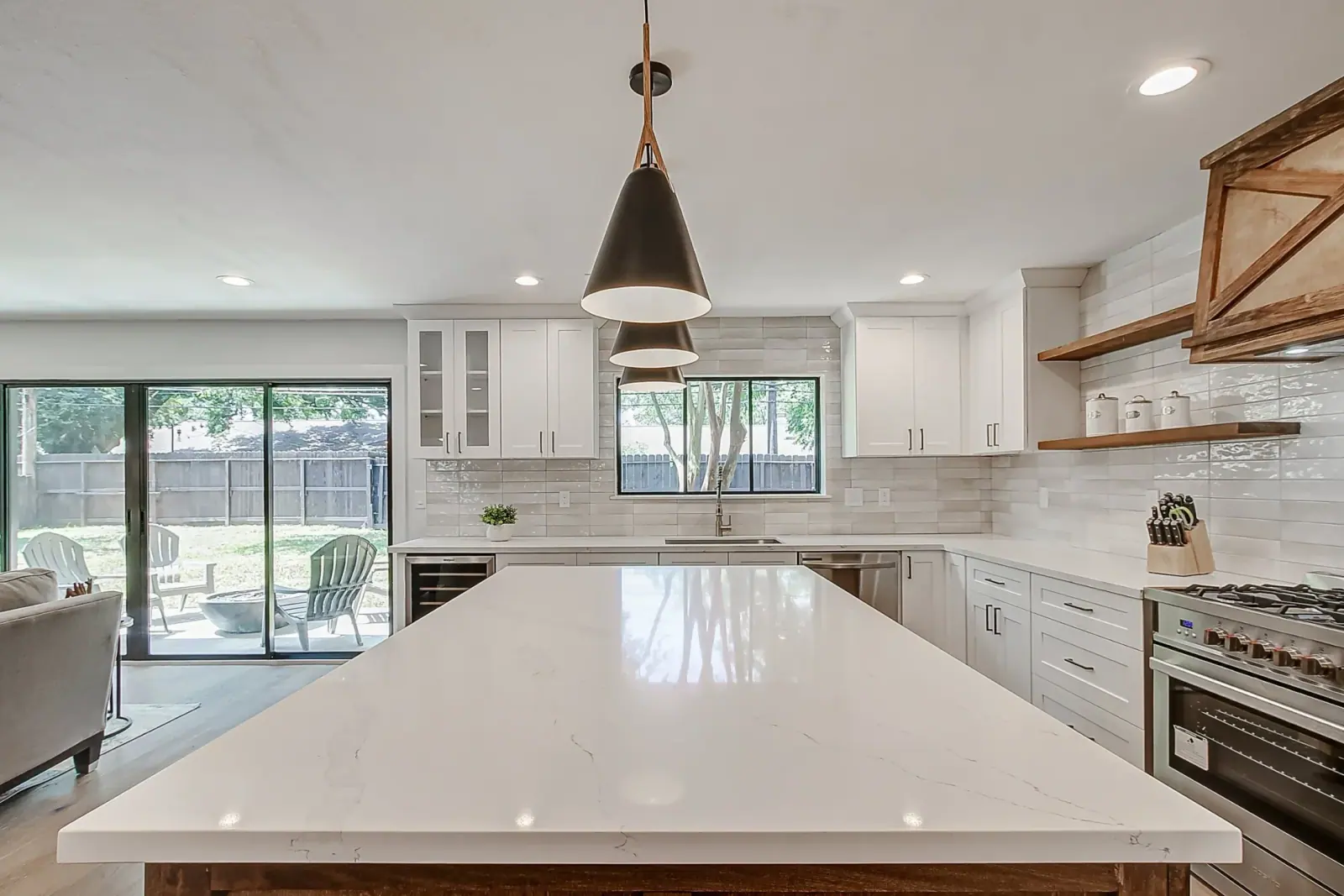 10414 Chatterton, photograph 19