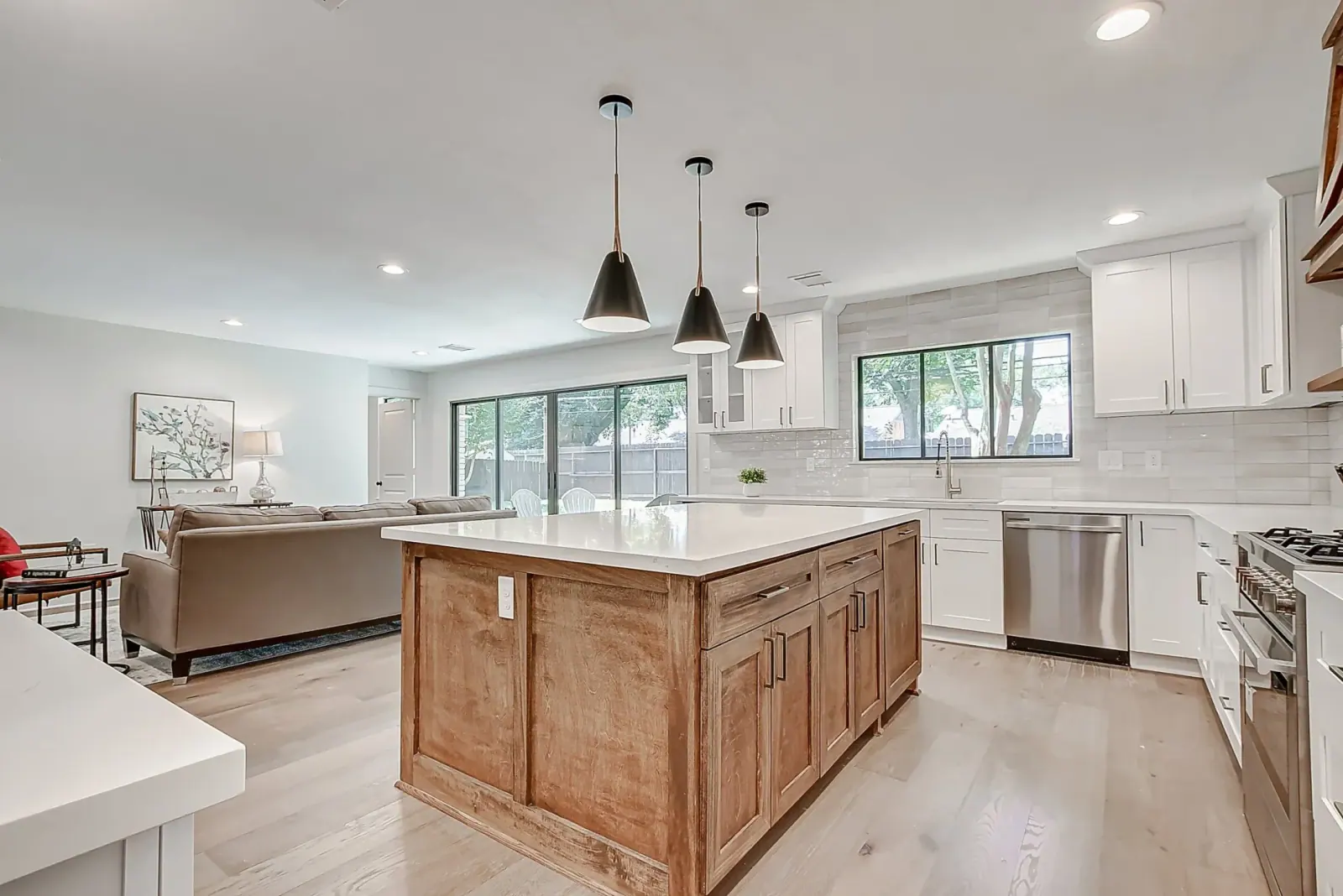 10414 Chatterton, photograph 20