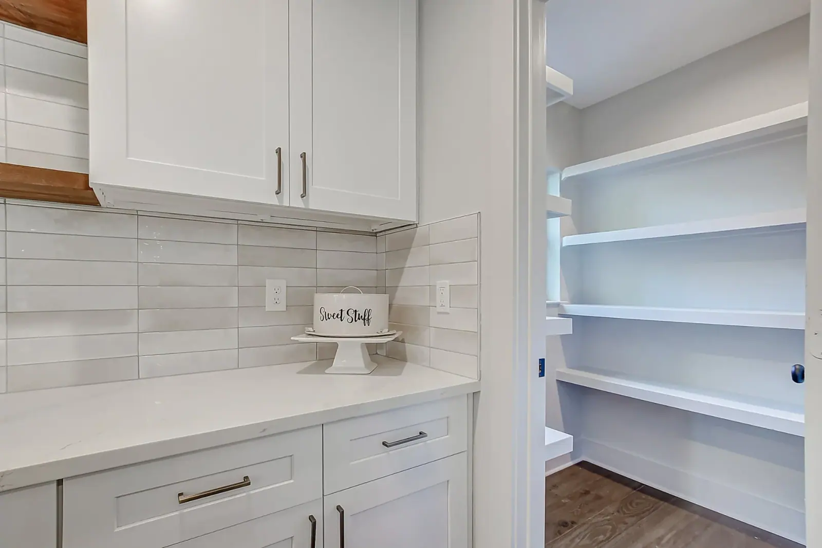 10414 Chatterton, photograph 26