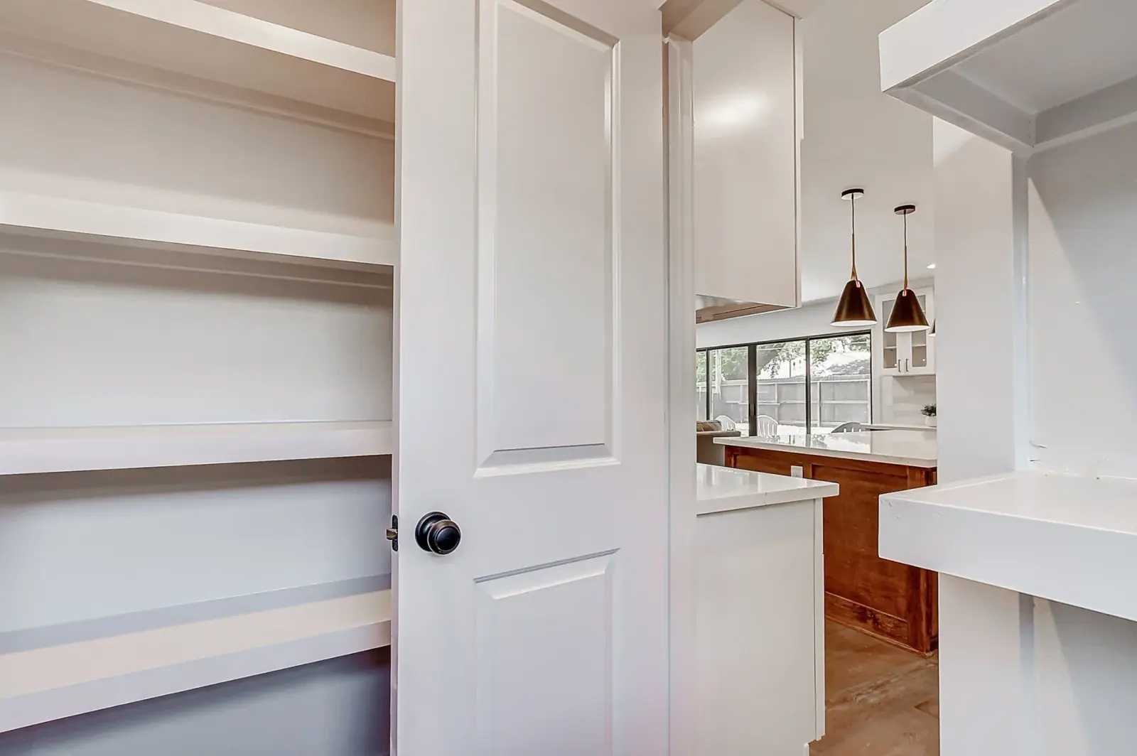 10414 Chatterton, photograph 28