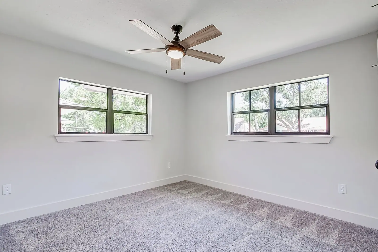 10414 Chatterton, photograph 31