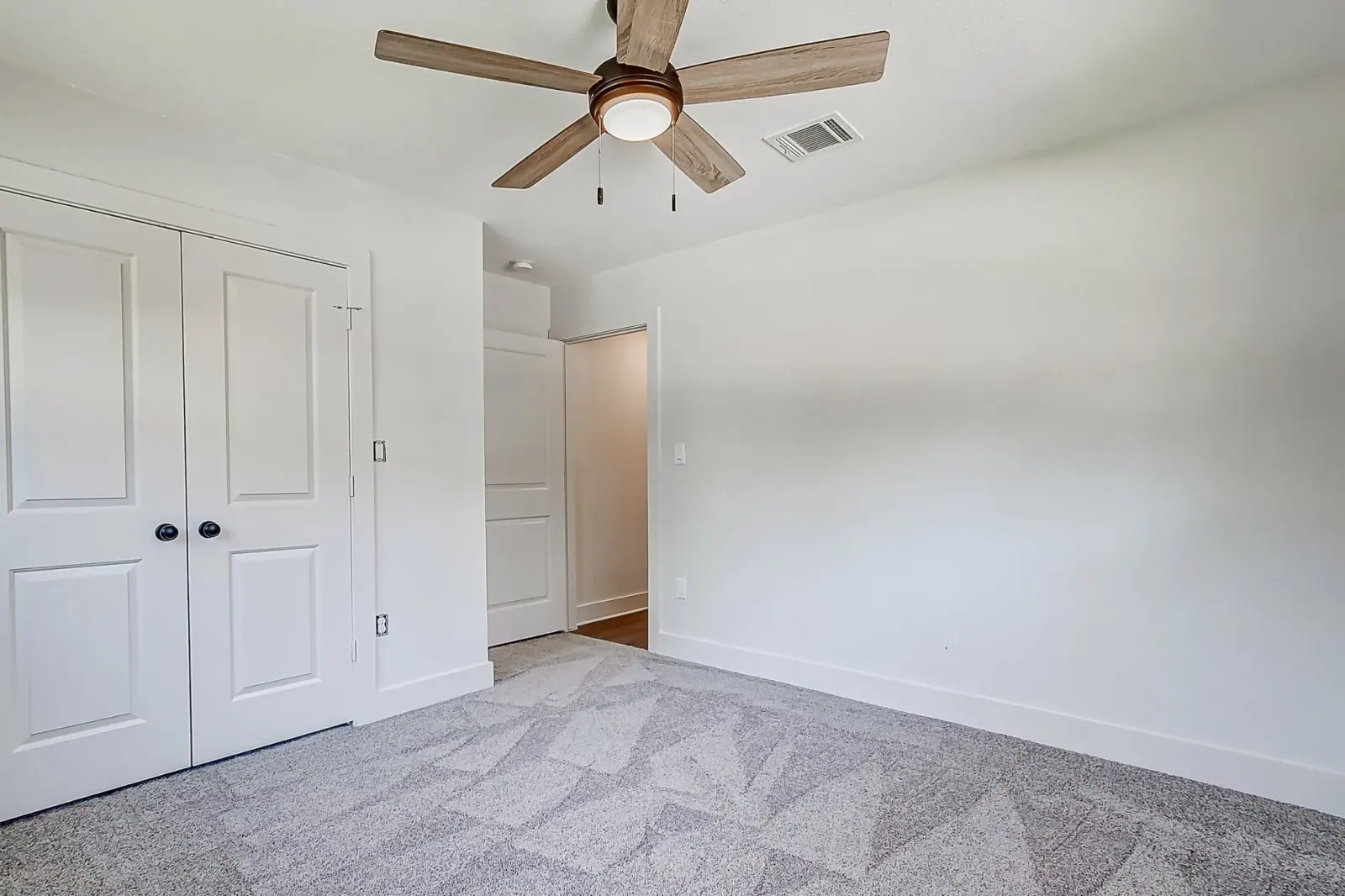 10414 Chatterton, photograph 32