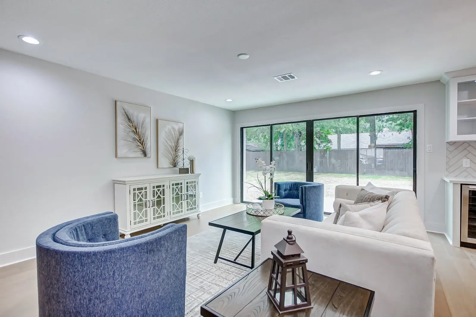 10421 Moorberry, photograph 25