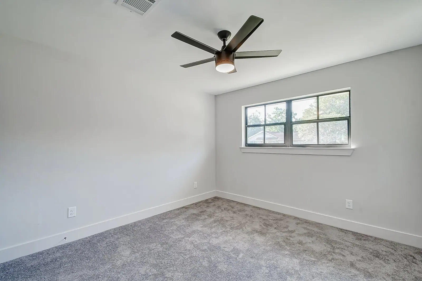 2431 Droxford, photograph 27