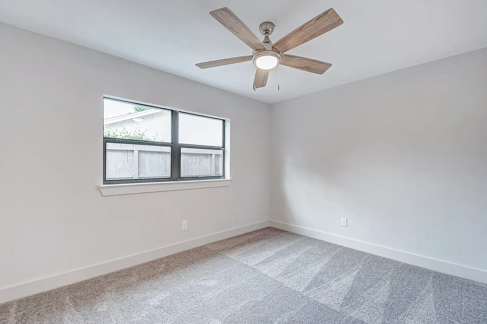 2527 Droxford, photograph 46