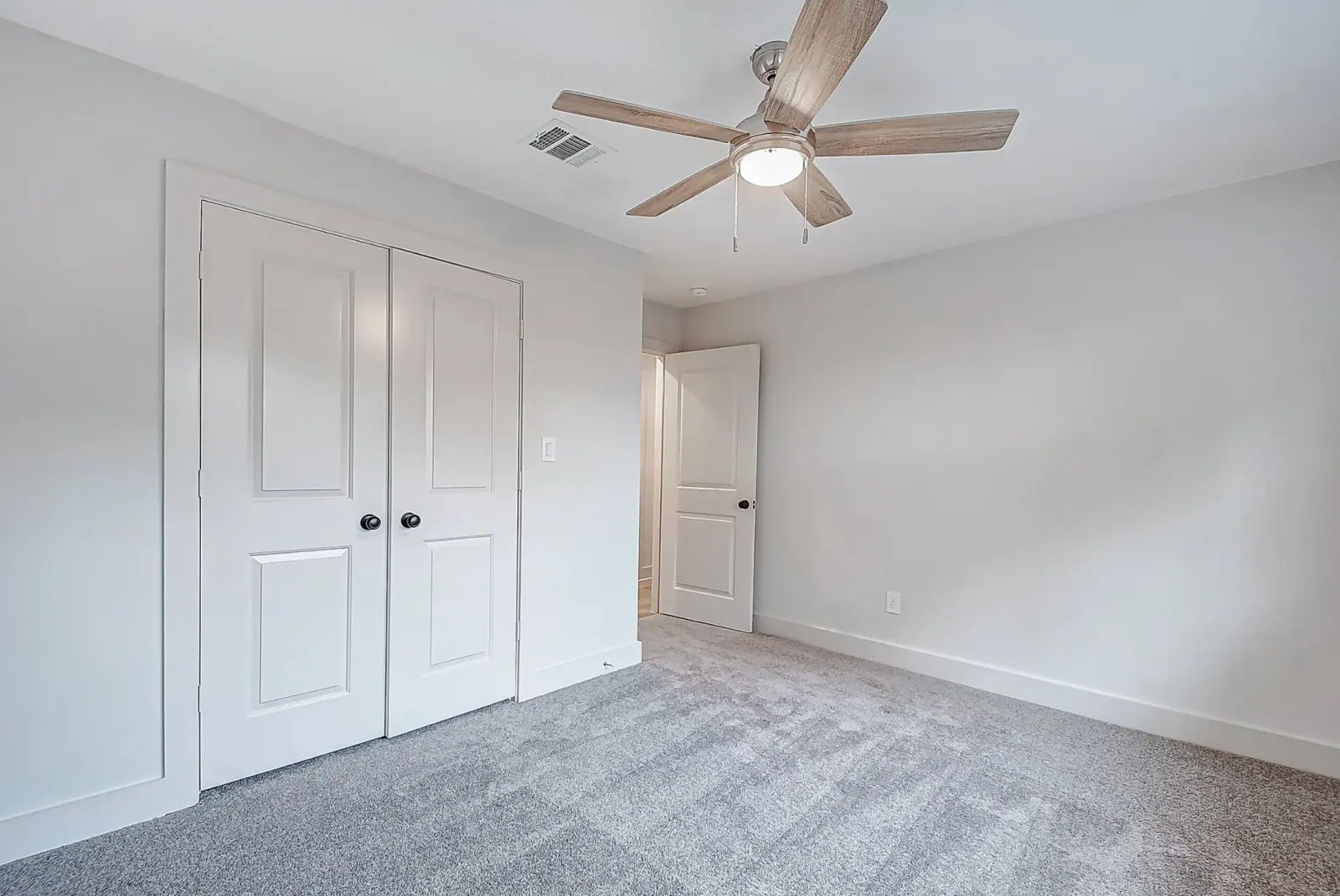 2527 Droxford, photograph 47