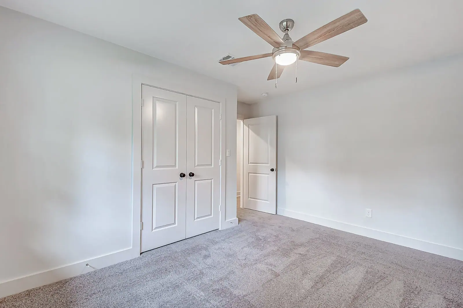 2527 Droxford, photograph 49