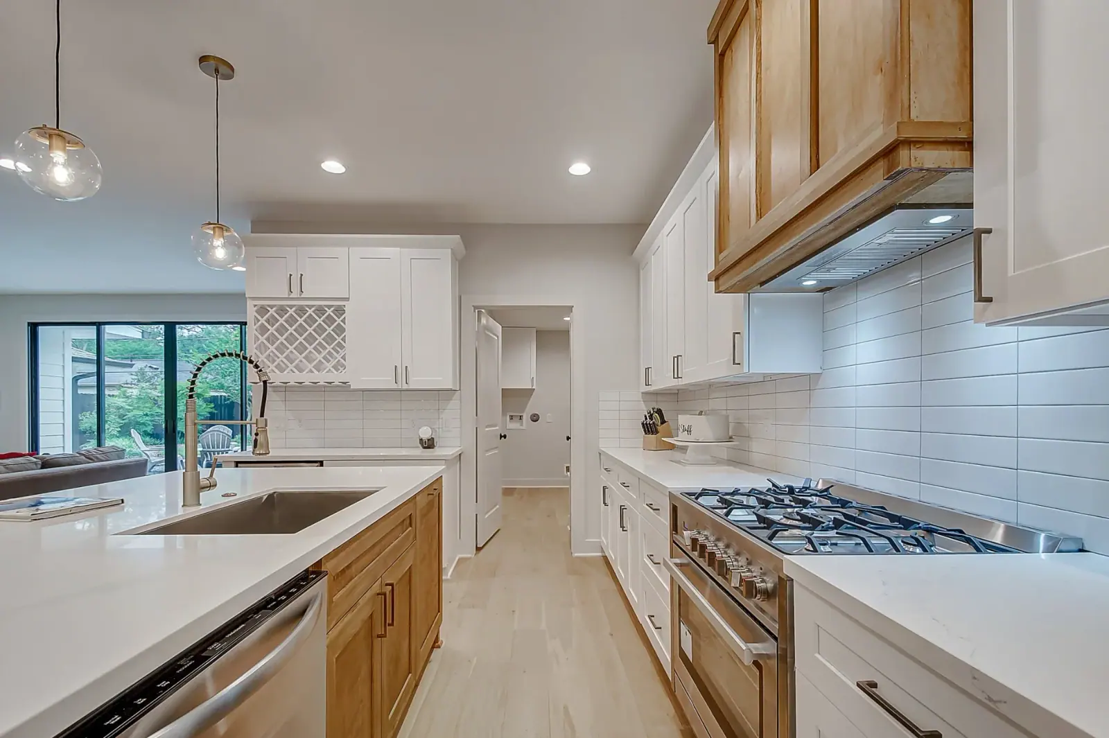2631 Rosefield, photograph 8