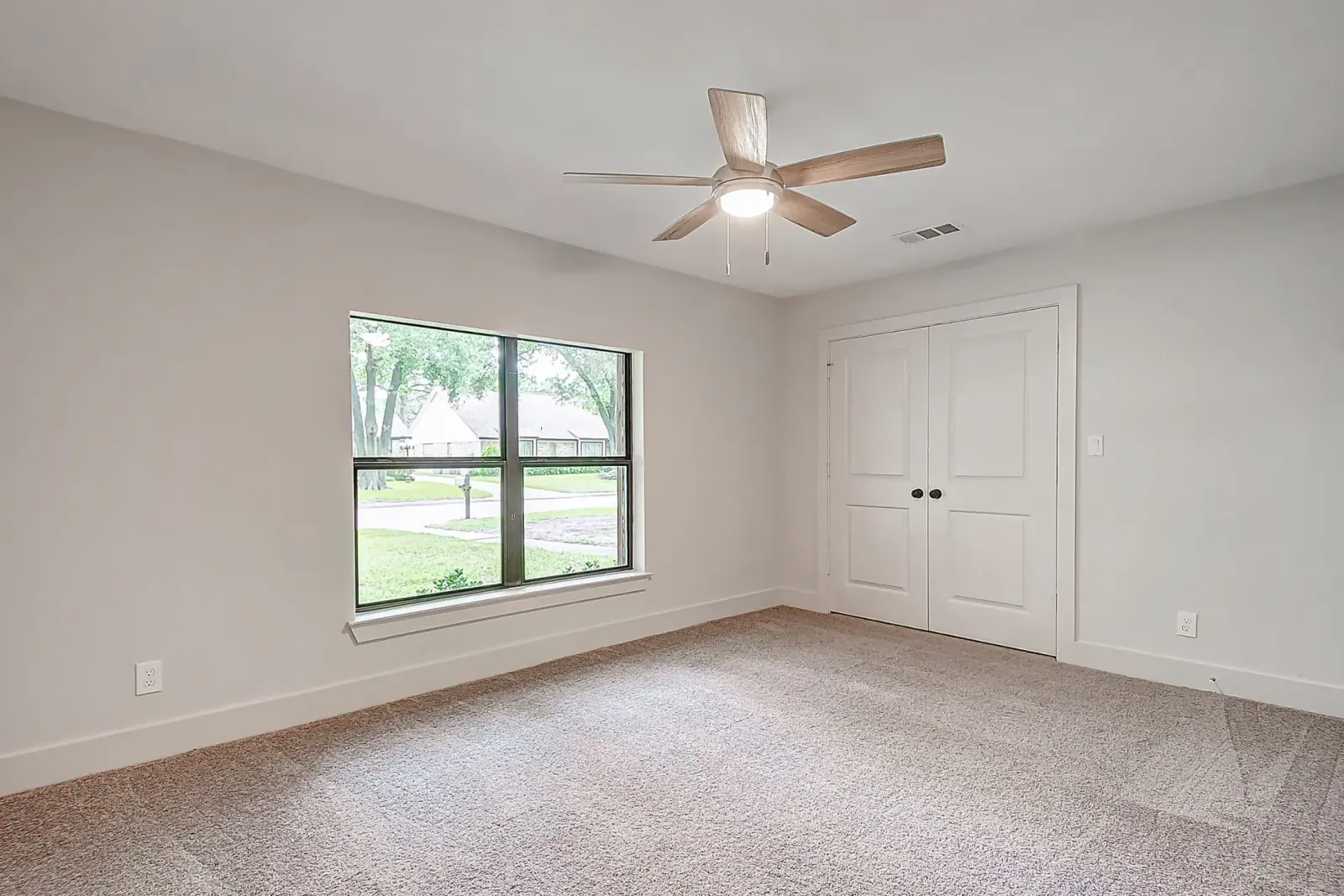 2750 Quincannon, photograph 30