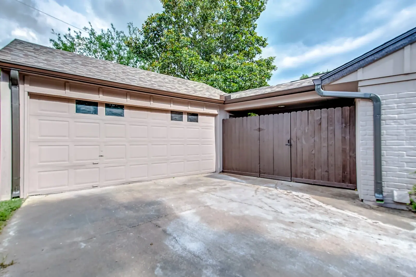 2750 Quincannon, photograph 59