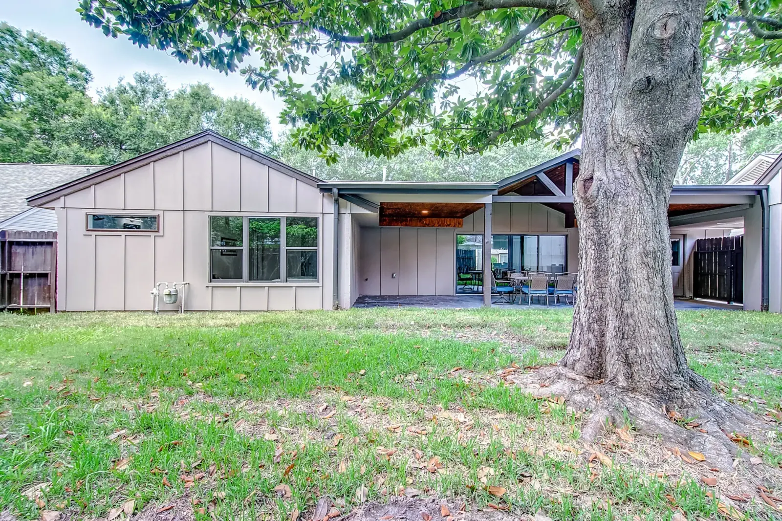 2750 Quincannon, photograph 64
