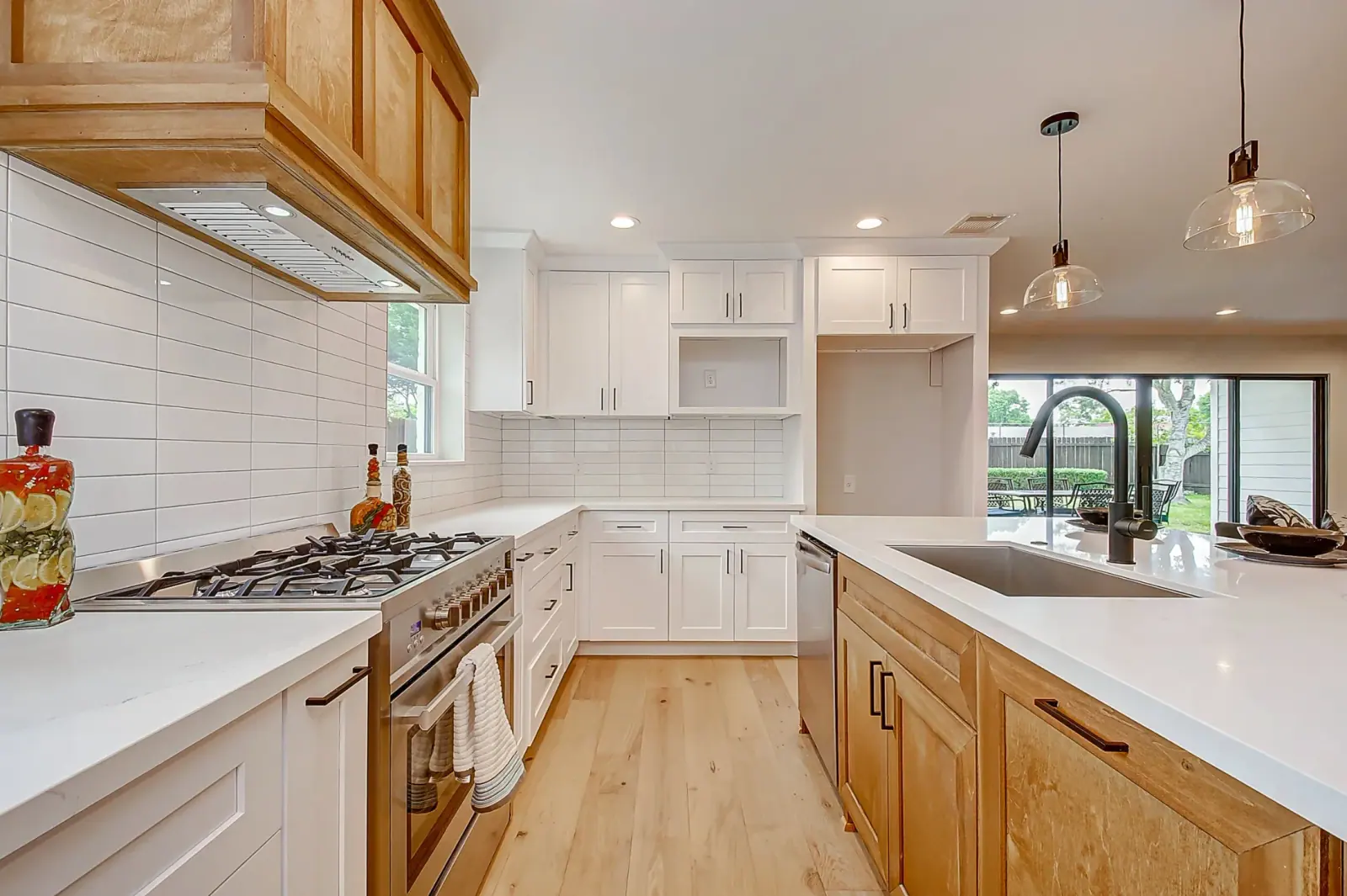 2822 Stetson, photograph 13
