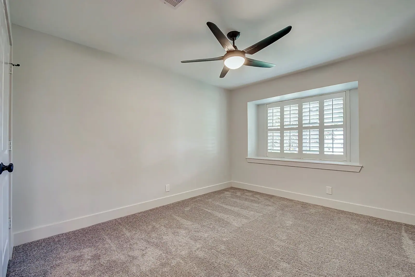 2822 Stetson, photograph 28