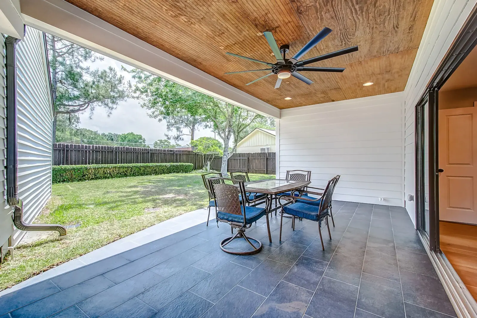 2822 Stetson, photograph 30