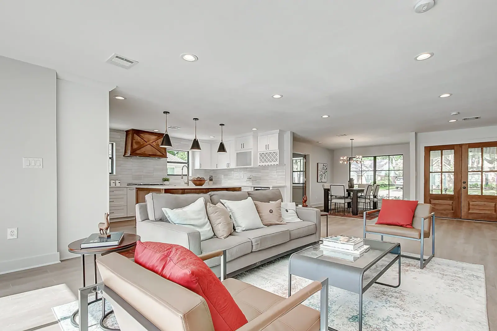 2911 Stetson, photograph 10