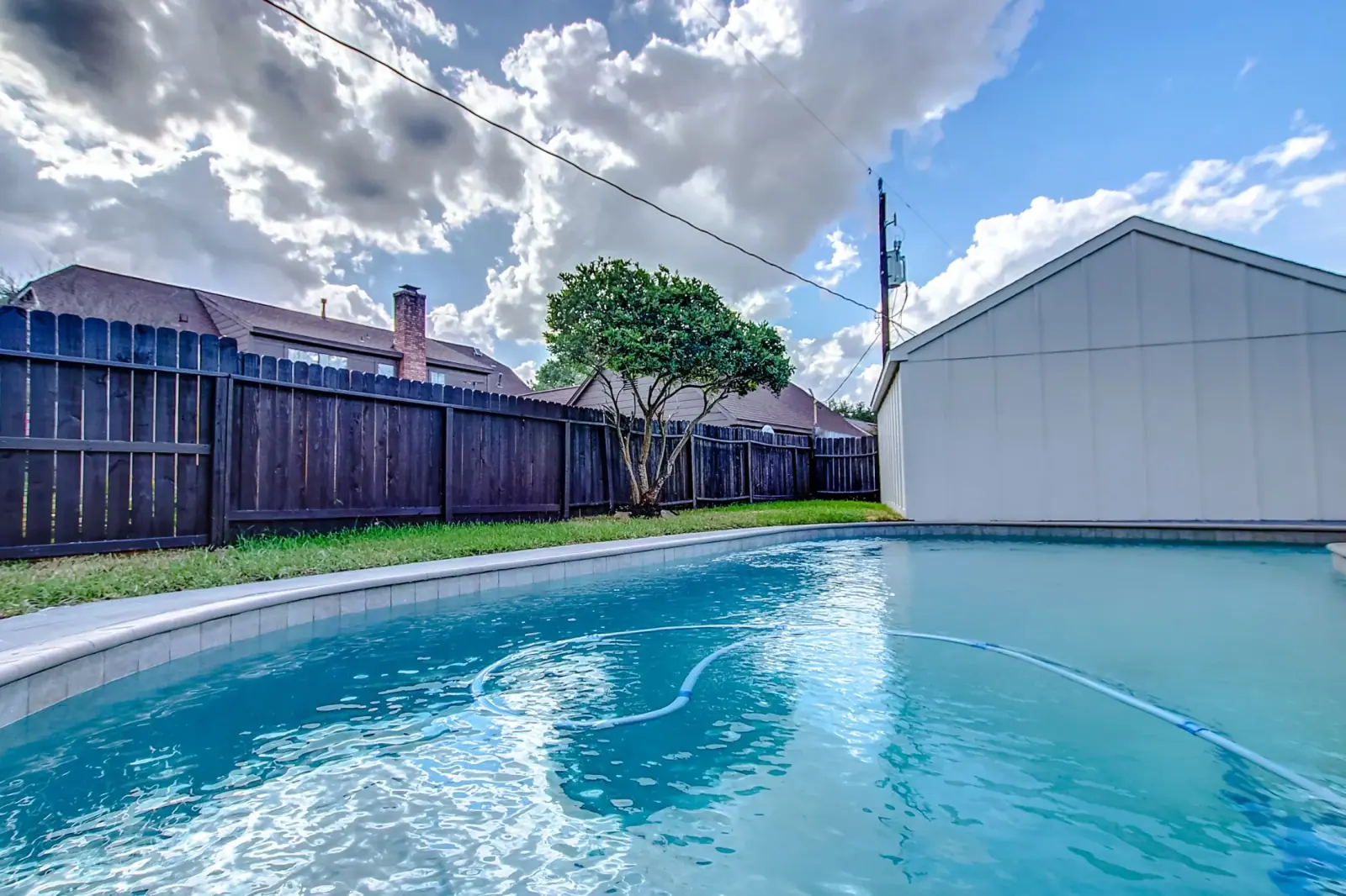 2911 Stetson, photograph 46