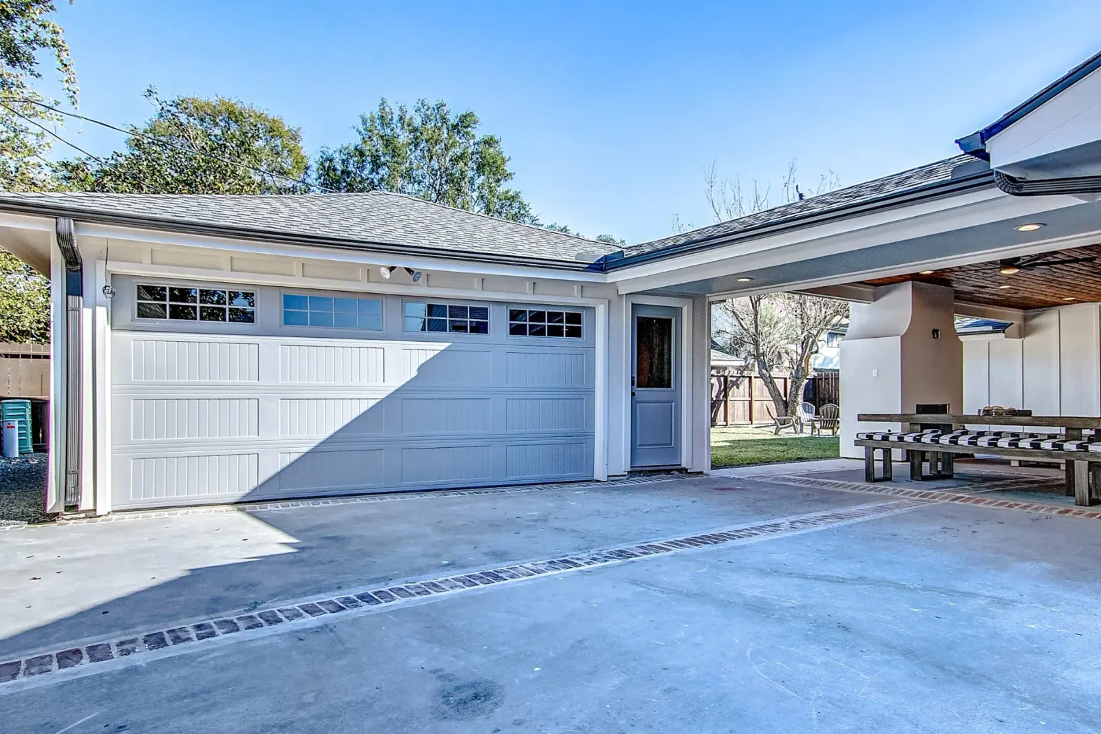 2926 Fontana, photograph 53