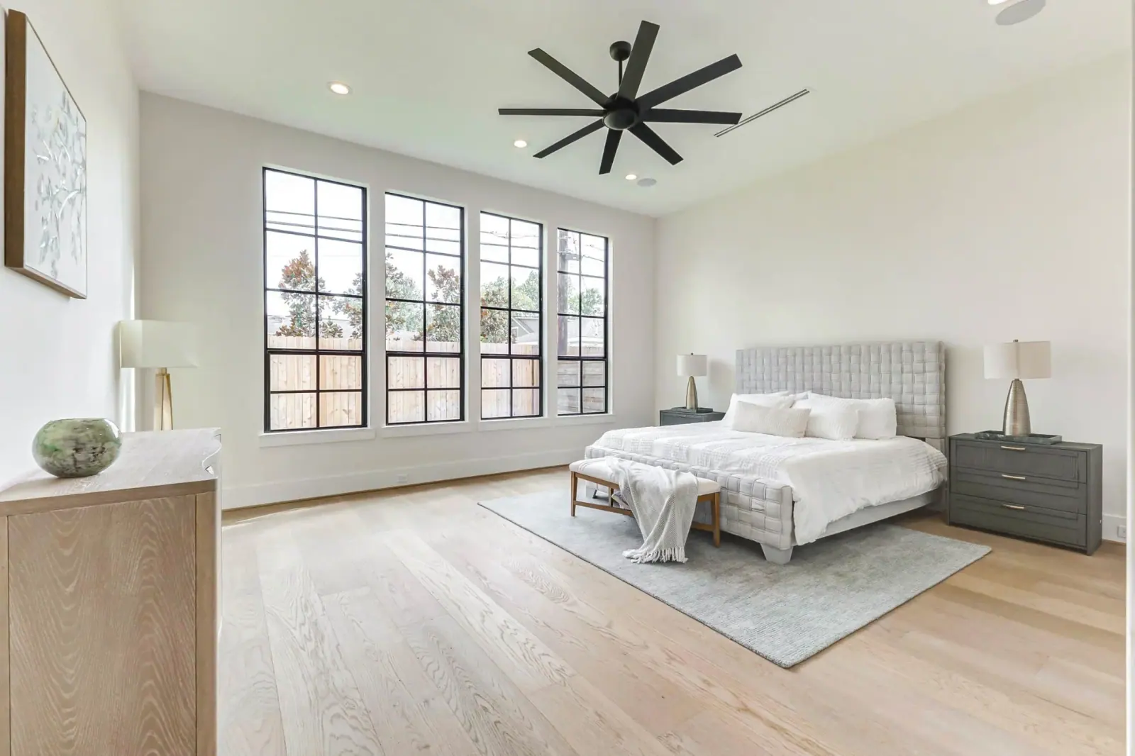 6911 Hartland, photograph 27