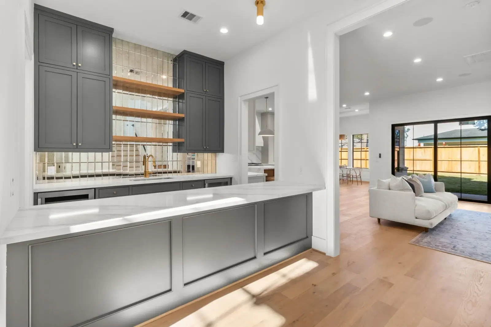 7210 Dearborn, custom residential construction detail by Nighthawk, Houston