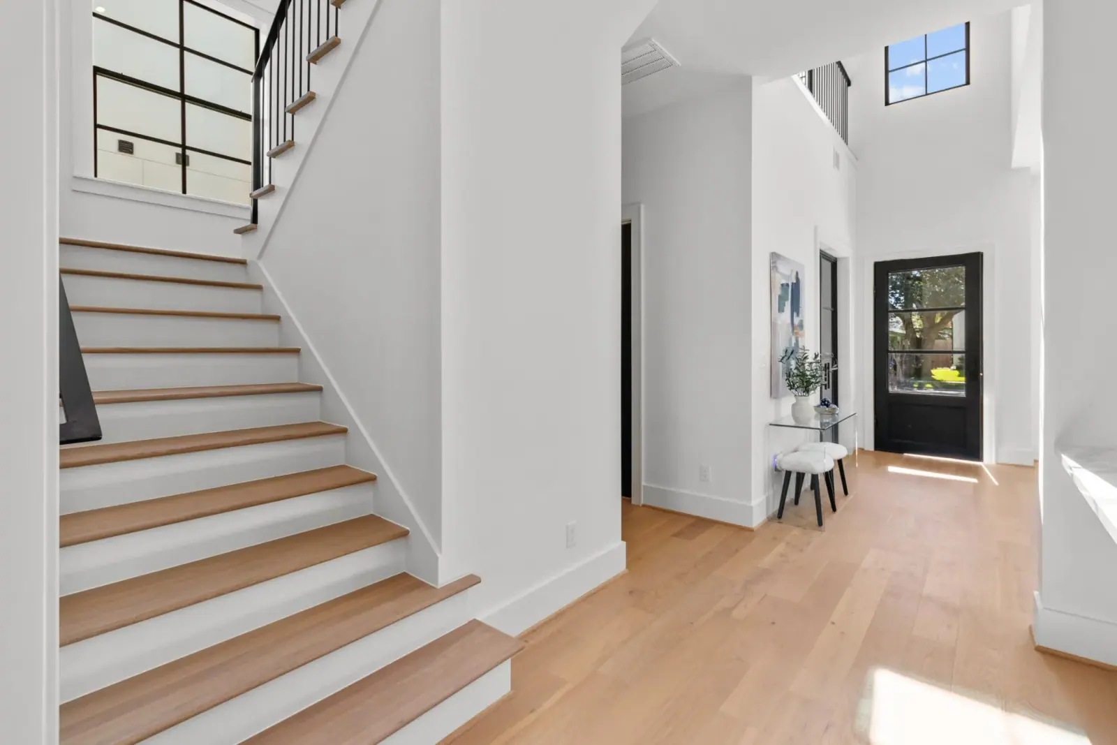 7210 Dearborn, photograph 6