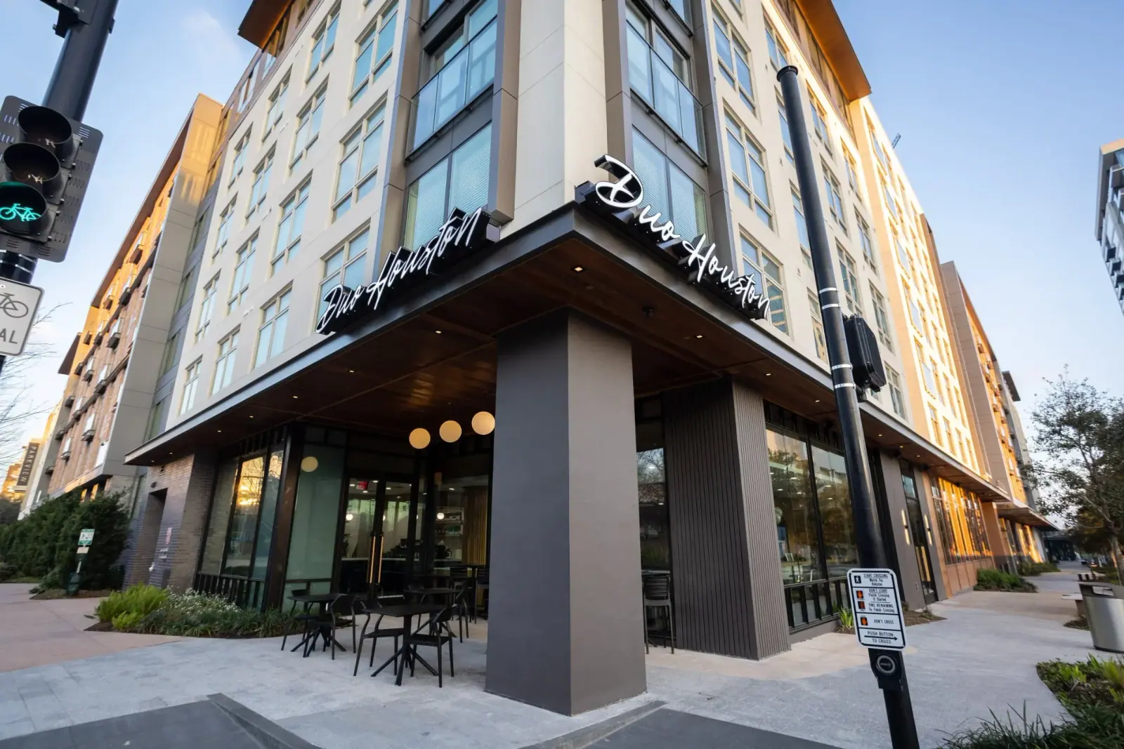 Commercial construction in Houston: DUO Coffee building exterior