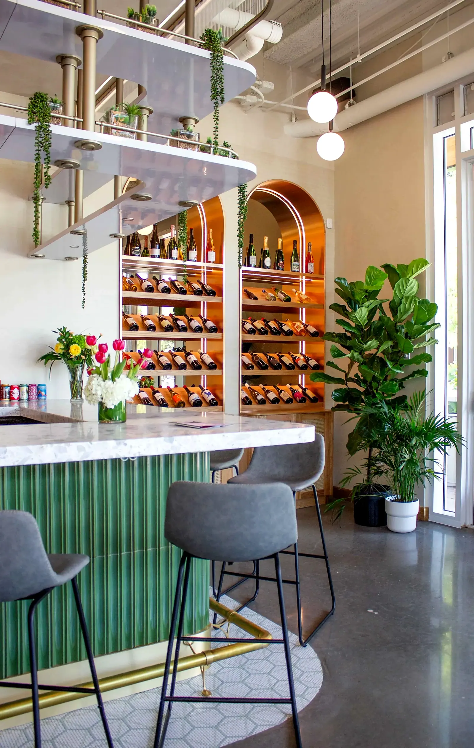 Fiora's Wine Bar, photograph 14